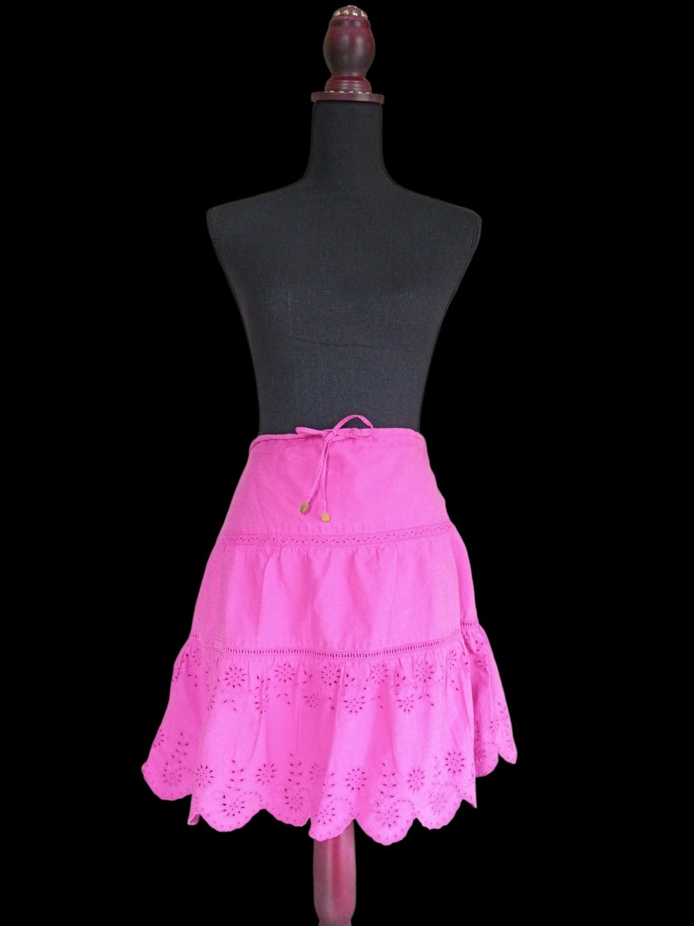 American Eagle Outfitters Hot Pink Tiered Eyelet Mini Skirt - Picture 3 of 10